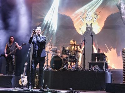 Festival performance by Lacrimosa on 3 May in 
São Paulo --
Photo by Eduardo Ganança
